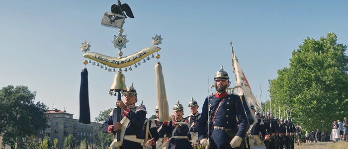 Darsteller des 1. Preußischen Garderegiments spielen den „Königgrätzer Marsch“ beim jährlichen Live-Reenactment in Königgrätz
