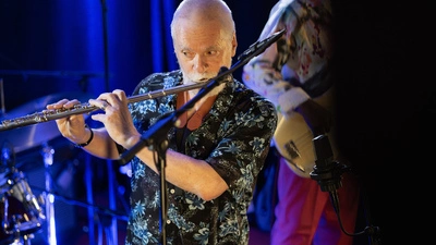Wolfgang Puschnig bei einem Konzert in der Klagenfurter Villa for Forest