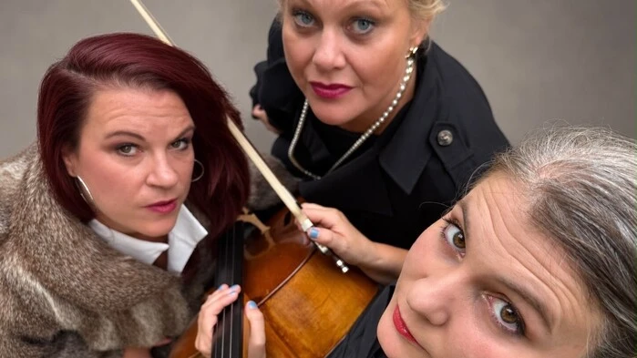 Katarina Hartmann, Magda Kropiunig und die Cellistin Alenka Piotrowicz (v. l.)