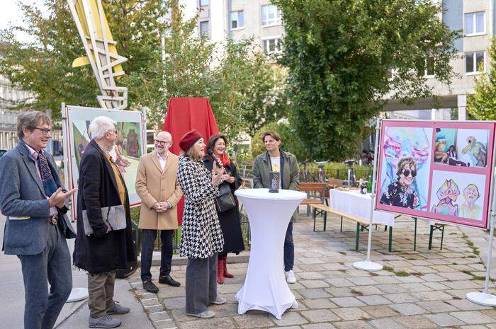 Bei der Einweihung des Parks 