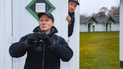 Zwei Beachvolleyballer, die bei der Security enden: Markus Achatz und Markus Schöttl