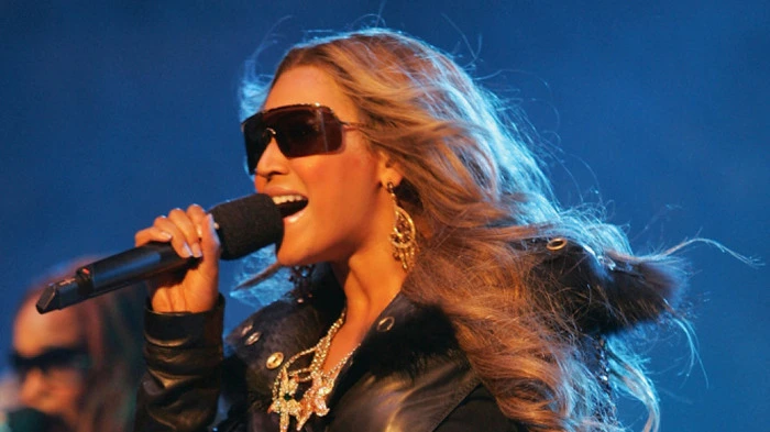 DENVER - FEBRUARY 20: Beyonce Knowles of Destiny's Child performs at the 2005 NBA All Star Game at the Pepsi Center on February 20, 2005 in Denver, Colorado. Frank Micelotta/Getty Images/AFP (Photo by FRANK MICELOTTA / GETTY IMAGES NORTH AMERICA / Getty Images via AFP)