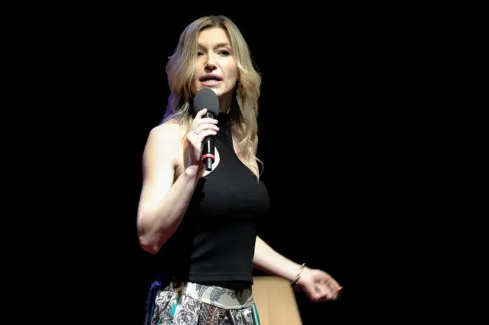 Die Tafelrunde - Kabarett unter Sternen - Die besten Momente - Was wäre der Sommer ohne Kabarett? Damit auch in der heißesten Zeit des Jahres die Lachmuskeln trainiert werden, sorgt ORF III mit 