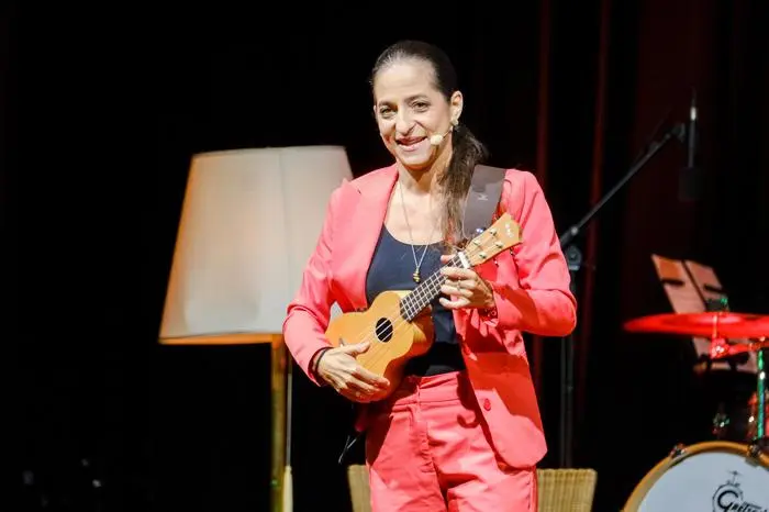 Die Tafelrunde - Kabarett unter Sternen - Die besten Momente - Was wäre der Sommer ohne Kabarett? Damit auch in der heißesten Zeit des Jahres die Lachmuskeln trainiert werden, sorgt ORF III mit 