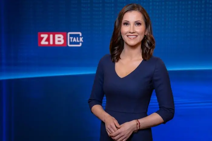 ZIB Talk - Der „ZIB Talk“ bietet jeden Dienstag kompakt in 30 Minuten Diskussion, Einordnung und konstruktive Streitdebatte. Die Sendung reagiert flexibel auf aktuelle Themen, beleuchtet unterschiedliche Zugänge und will zu einer offenen und fairen Debattenkultur beitragen. - Im Bild: Alexandra Maritza Wachter. Foto: ORF/Roman Zach-Kiesling. Veröffentlichung honorarfrei nur für redaktionelle Berichterstattung in Sendungszusammenhang und mit Copyrightangabe. Kontakt: foto@orf.at