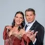 Die neuen „Dancing Stars“ erstmals im Tanz-Outfit - Live-Shows ab 14. März in ORF 1 und auf ORF ON; „Dancing Stars – Die Promis sind startklar!“ schon am 7. März - Nachdem die zehn neuen „Dancing Stars“ die ersten Proben erfolgreich hinter sich und ihre Köpfe mit den ersten Tanzschritten zum Rauchen gebracht haben, schlüpfen sie nun in ihre Tanz-Outfits. So können die Promis der 16. Staffel des ORF-Events Jury und Publikum nicht nur mit ihrem tänzerischen Talent überzeugen, sondern auch mit den passenden Tanzkleidung glänzen. - Im Bild: Conny Kreuter, Wolfgang Fifi Pissecker. Foto: ORF/Hans Leitner. Veröffentlichung honorarfrei nur für redaktionelle Berichterstattung in Sendungszusammenhang und mit Copyrightangabe. Kontakt: foto@orf.at