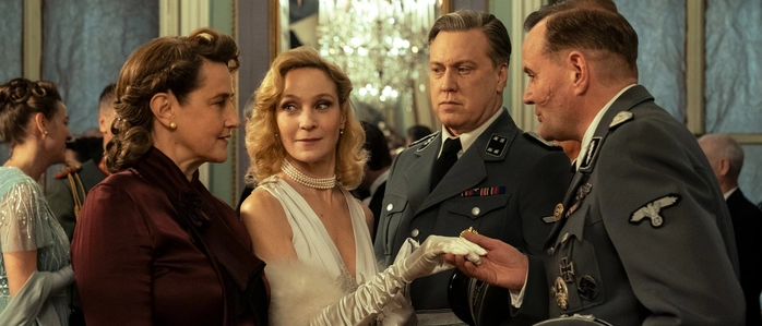 Szene aus „Sternstunde der Mörder“ (Jeanette Hain und Nicholas Ofczarek), zu sehen in der ARD, abrufbar auch auf Canal+