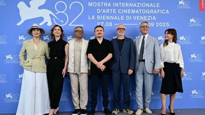2025 gab's auch einen Fotocall: Die damalige Venedig-Jury