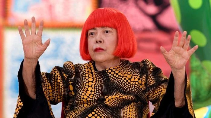 Die japanische Künstlerin wurde bekannt mit ihren „Polka Dots"