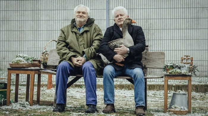 Idylle hinter Gittern: Der stumme Gefangene Andro Zoric (Emilio de Marchi) und Kriminalhauptkommissar Ivo Batic (Miroslav Nemec) 