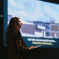 Azade Shamiris „Undernote“ gibt Einblick in die Katastrophen des Iran