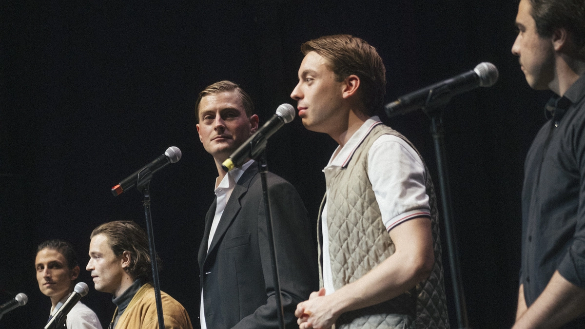 Treuherzige Jungwähler, eskalierende Gewaltrede in „Violenza 2025“