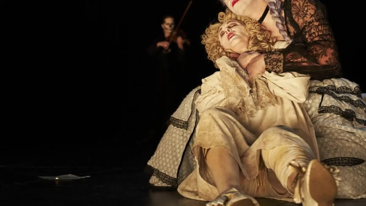  Bemühen um zeitgemäße Stoßkraft: „Der eingebildete Kranke“ mit Rosa Enskat, Tilman Tuppy