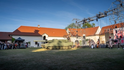Panzer in Prinzendorf: plattgemacht im Zuge der Aktion