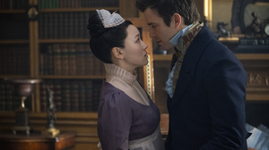 Bockschauen unter Erwachsenen? Yerin Ha und Luke Thompson in der vierten Staffel von „Bridgerton“