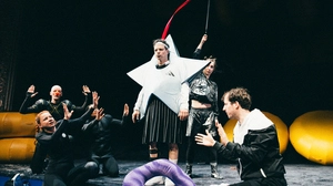 Gag- und bilderreich: „Das Orakel spricht“ am Grazer Schauspielhaus