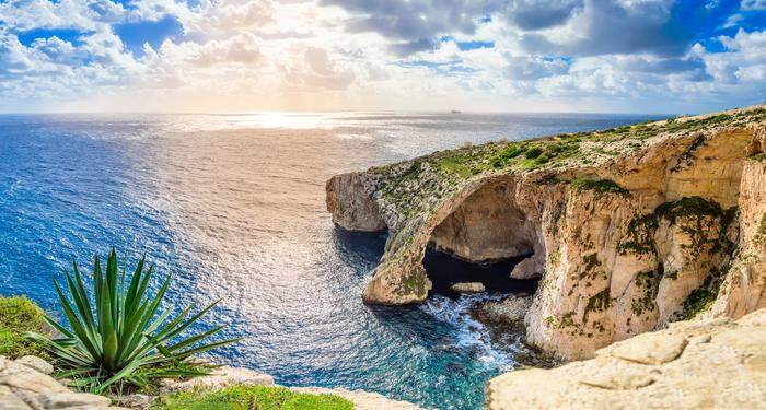 Die Höhlen der Blauen Grotte auf Malta