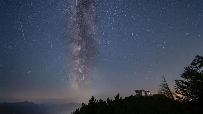 Sternschnuppen über dem Traunsteinhaus