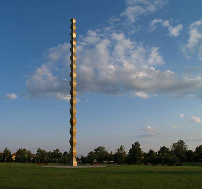 Die Säule der Unendlichkeit von Brâncuși 