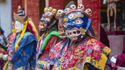 Masken und Tänze beim mehrtägigen Klosterfest Takthok 