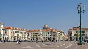 Die Piazza Galimberti in Cuneo Die Piazza Galimberti in Cuneo