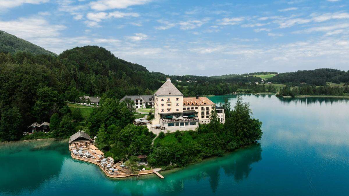 Märchenhafte Lage: Schloss Fuschl in Hof bei Salzburg