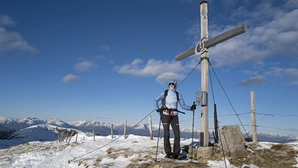 Sonnenschein und klirrende Kälte auf dem Gipfel des Schilchernock (2265 m)