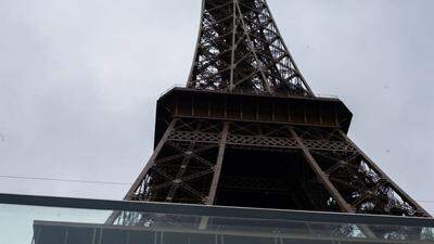 Der Eiffelturm bleibt heute geschlossen
