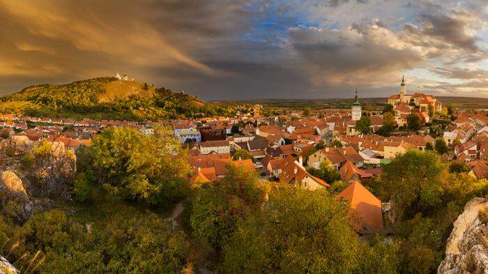 Wenn es in der tschechischen Weinstadt Mikulov herbstelt