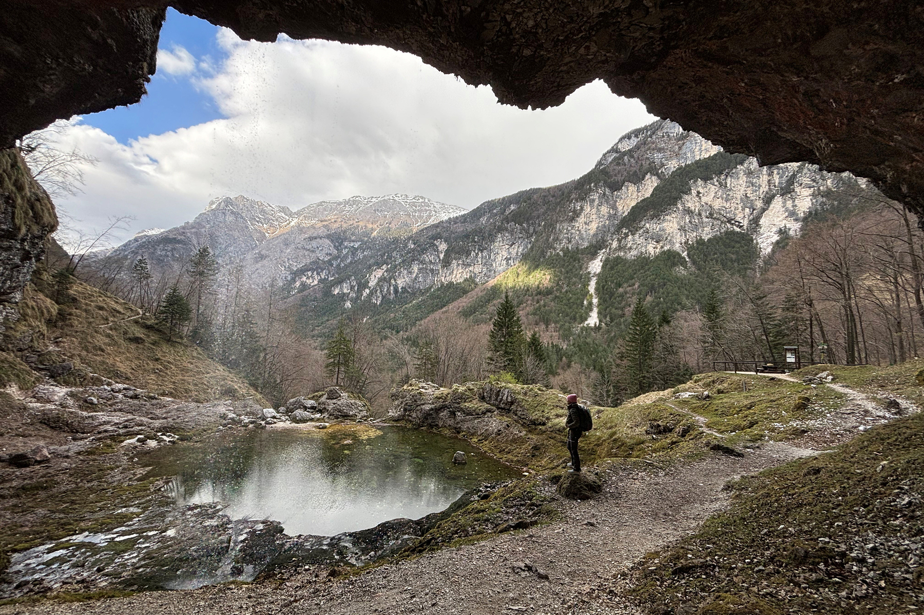 Wanderung zum 80 Meter hohen Wasserfall Fontanone di Goriuda in Friaul