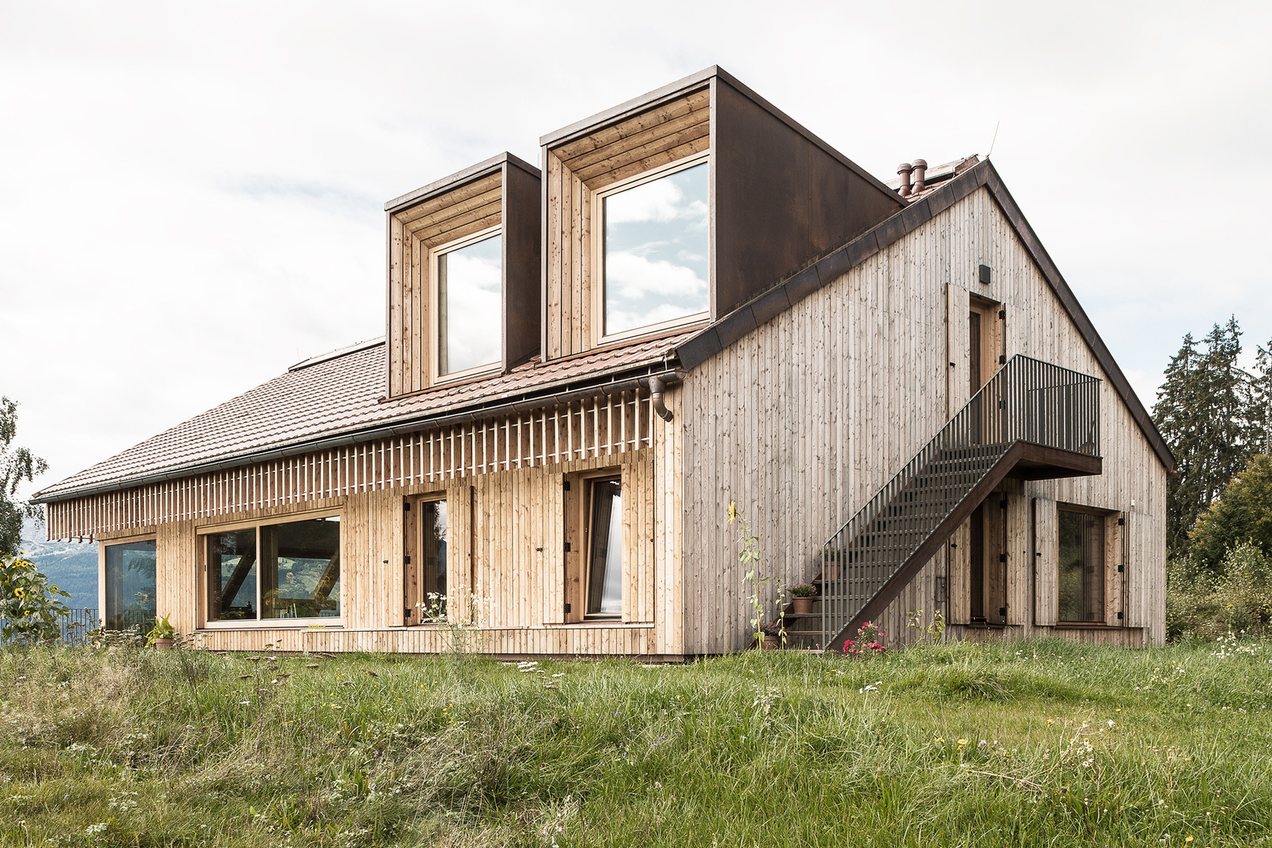 Vom Feriendomizil zum Familienhaus auf dem Kärntner Guggenberg