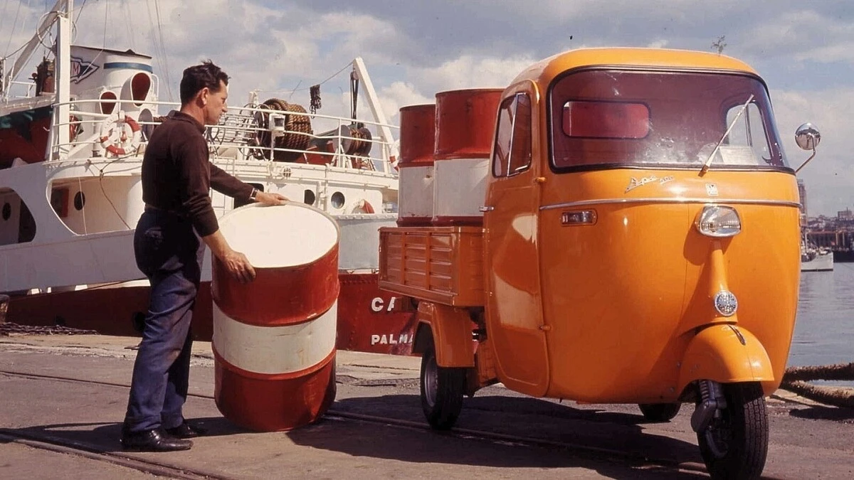 Die Ape wird in Italien wohl bald aus dem Straßenbild verschwunden sein