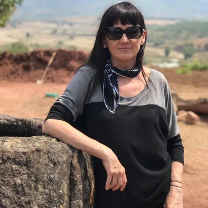 Louise Shewan, Archäologin im „Plain of Jars Archaeological Project“