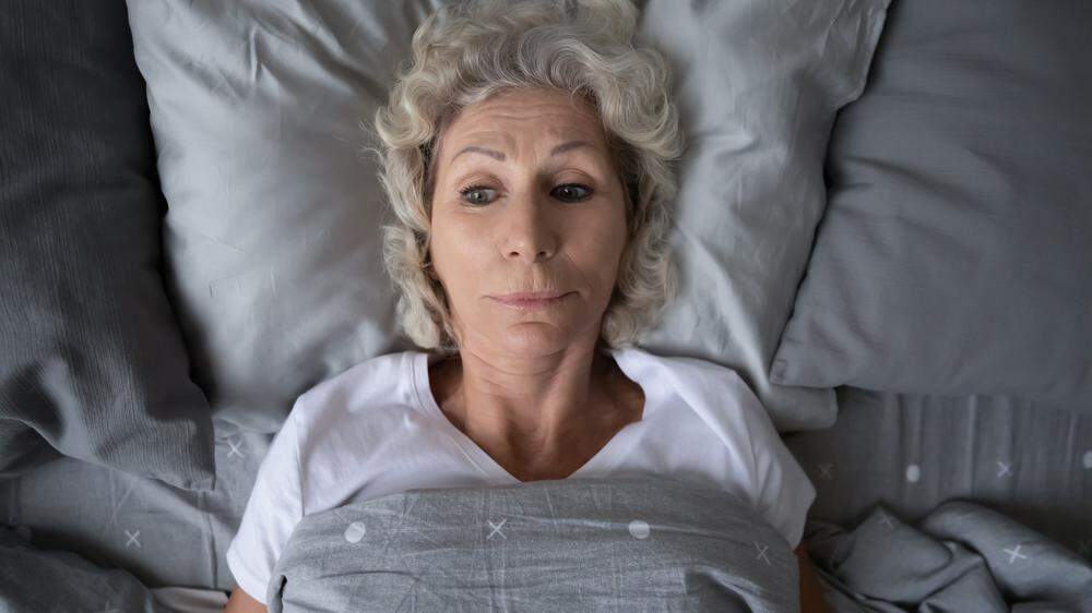 Wie viel Schlaf Menschen im Alter wirklich brauchen 