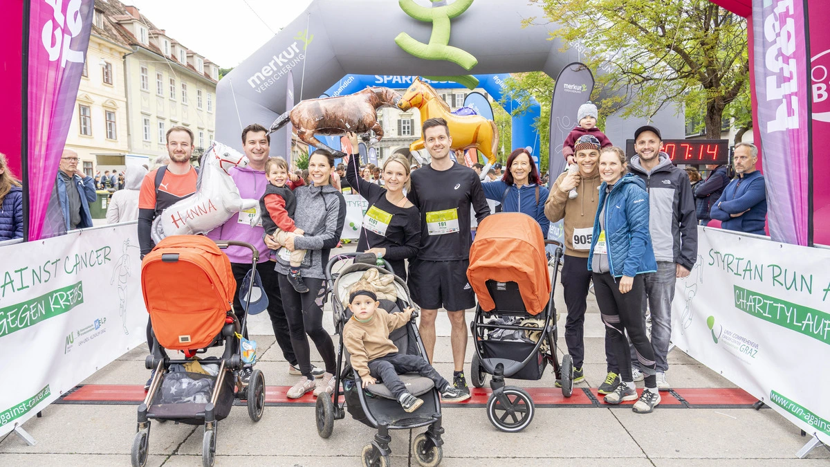 Befreundete Familien liefen im vergangenen Jahr für Hanna, die im Krankenhaus gegen ihre Krebserkrankung kämpfte. 