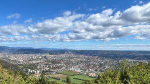 Von der Kronprinz-Rudolf-Warte auf dem Buchkogel eröffnet sich prächtiger Blick auf Graz