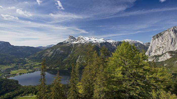 Der Blick vom Tressenstein auf den Altausseer See und die Trisselwand hat einst schon die Kaiserin von Österreich inspiriert und begeistert