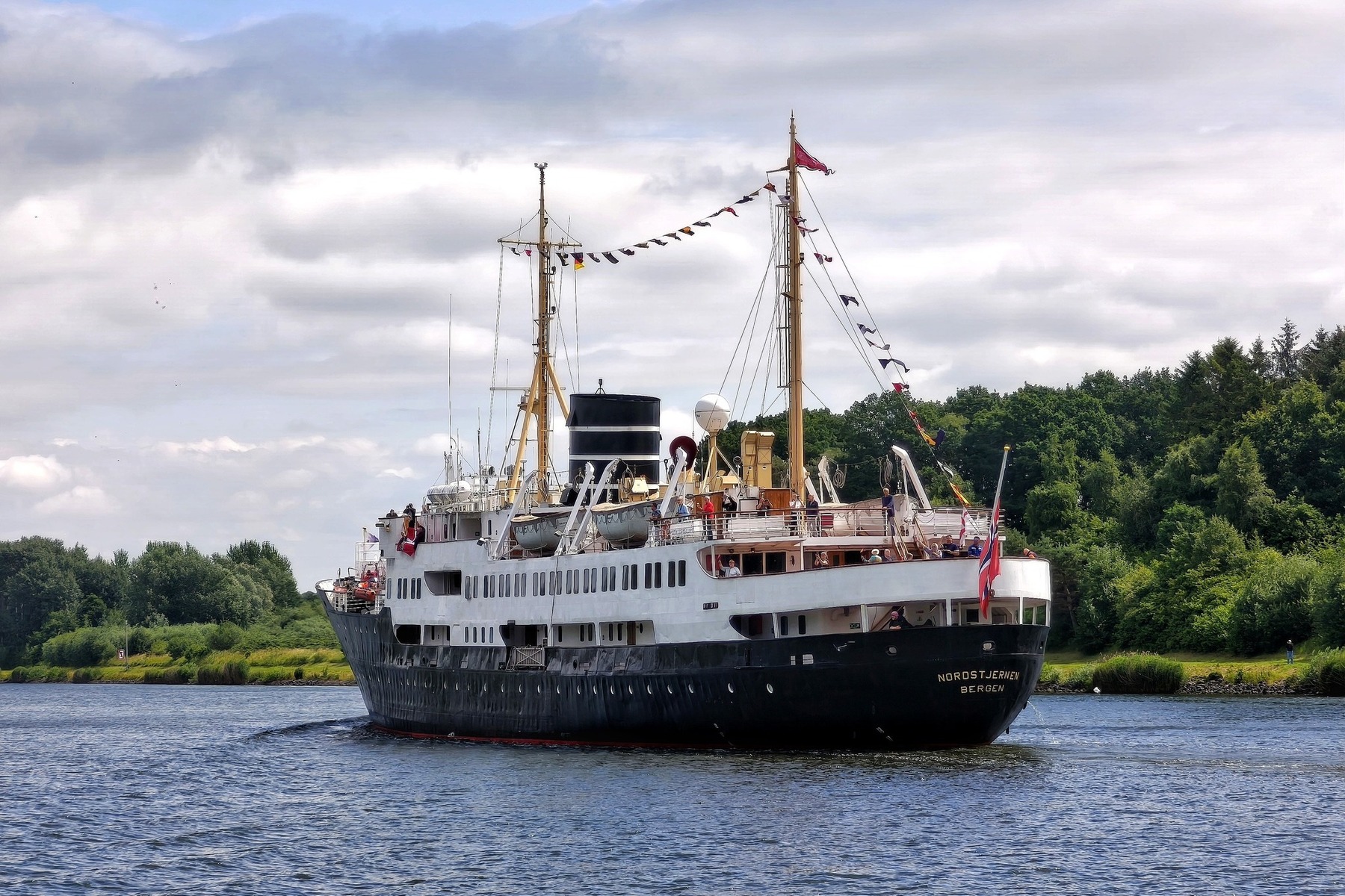 Altes Postschiff Nordstjernen: Kreuzfahrt durch die Ostsee mit Geschichte