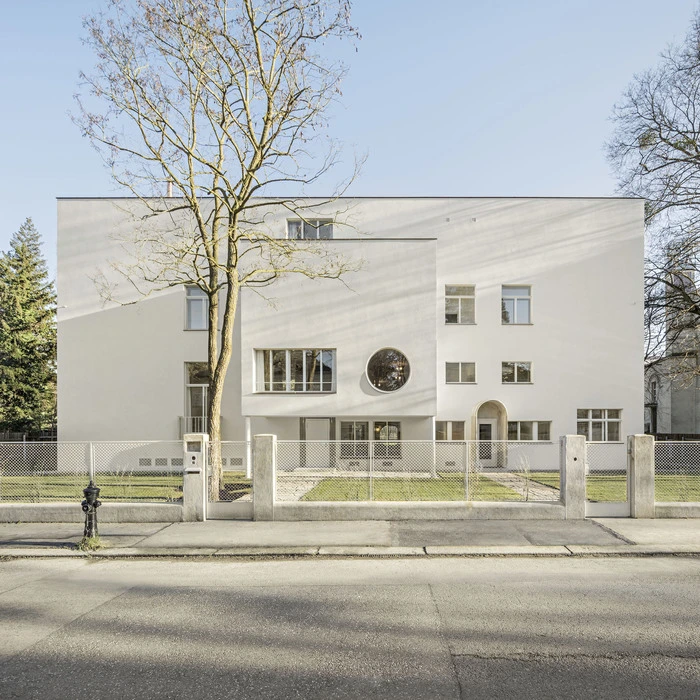 Die Villa Beer wurde 1929–1930 von Josef Frank und Oskar Wlach entworfen
