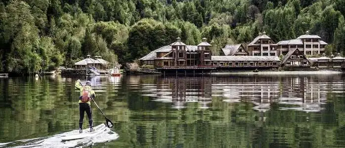 Die Puyuhuapi Lodge an der Bahía Dorita