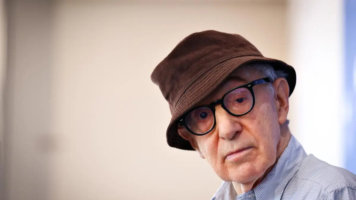 VENICE, ITALY - SEPTEMBER 04: Woody Allen attends a photocall for the movie "Coup De Chance" at the 80th Venice International Film Festival on September 04, 2023 in Venice, Italy. (Photo by Franco Origlia/Getty Images)