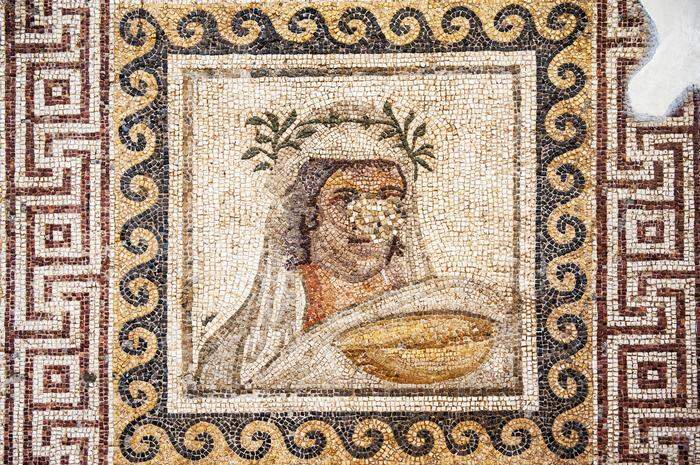 Verunglücktes Narkissos-Mosaik aus dem  2. Jahrhundert n. Chr., Archäologisches Museum Hatay, Archäologiemuseum Hatay, Antiochien