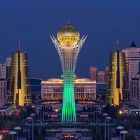 Der Bajterek-Turm ist das Wahrzeichen von Astana