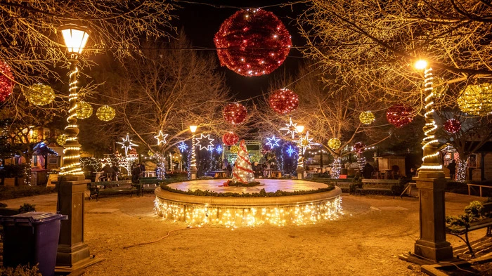 Šibenik. Die Küstenstadt hat für ihren Weihnachtsmarkt ein landesweit einzigartiges Konzept: Bei „Adventura“ wird komplett auf Plastik verzichtet. Die Veranstaltung ist von 1. Dezember bis 1. Jänner in ein umfangreiches musikalisches Programm mit bekannten einheimischen Künstlern eingebettet, die Stadt ist stimmungsvoll geschmückt und die vielen Lichter zaubern eine fröhliche Adventszeit. 