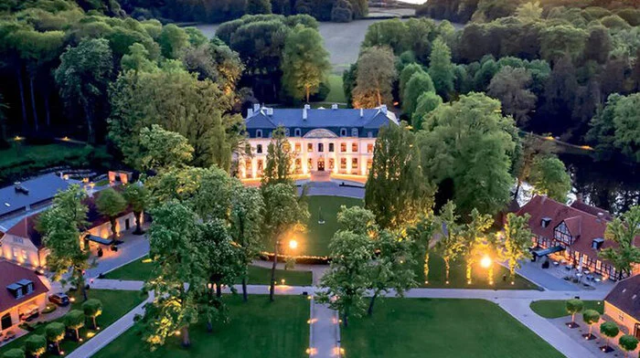 Prunk im Schlosspark: Vier von vier Lilien und 19 von 20 möglichen Punkten konnte das Weissenhaus Private Nature Luxury Resort in Schleswig-Holstein einheimsen. 