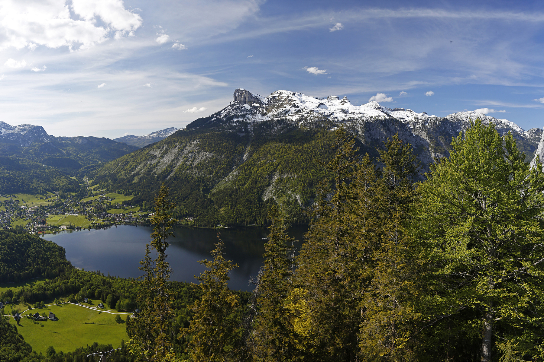 Wanderung Bad Aussee: Kaiserliche Aussicht vom Tressenstein genießen