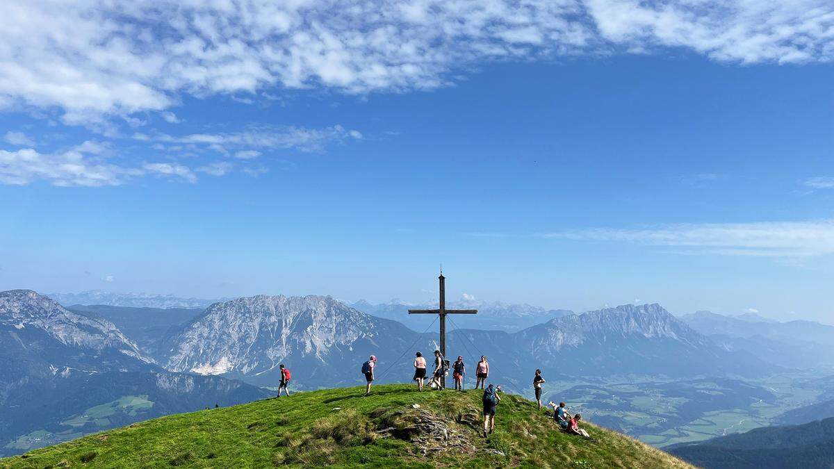 Blick vom Pleschnitzzinken auf Stoderzinken, Kammspitze und den Grimming