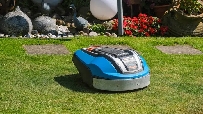 Sollte man sich einen Rasenmähroboter kaufen? Oder besser nicht?