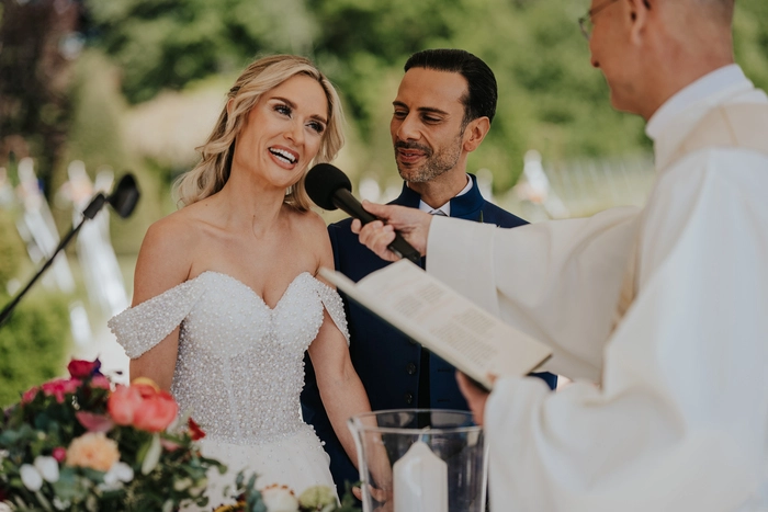 Die Hochzeit fand im engsten Kreis mit Familie und Freunden statt