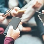 Die häufige Nutzung von Smartphones zieht auch negative Folgen nach sich